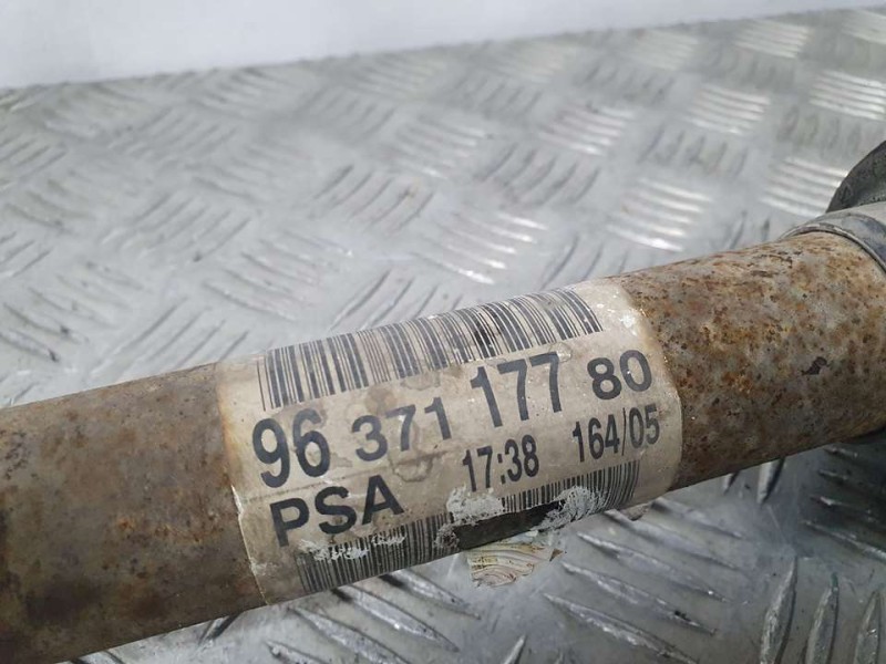 Recambio de transmision delantera izquierda para citroën c4 berlina sx referencia OEM IAM 9637117780 8MN04 3970715