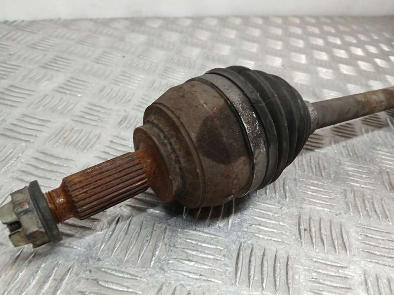 Recambio de transmision delantera izquierda para renault clio iii confort dynamique referencia OEM IAM 7701210040  