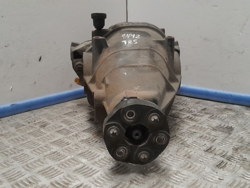 Recambio de diferencial trasero para opel omega b básico berlina referencia OEM IAM 402225  