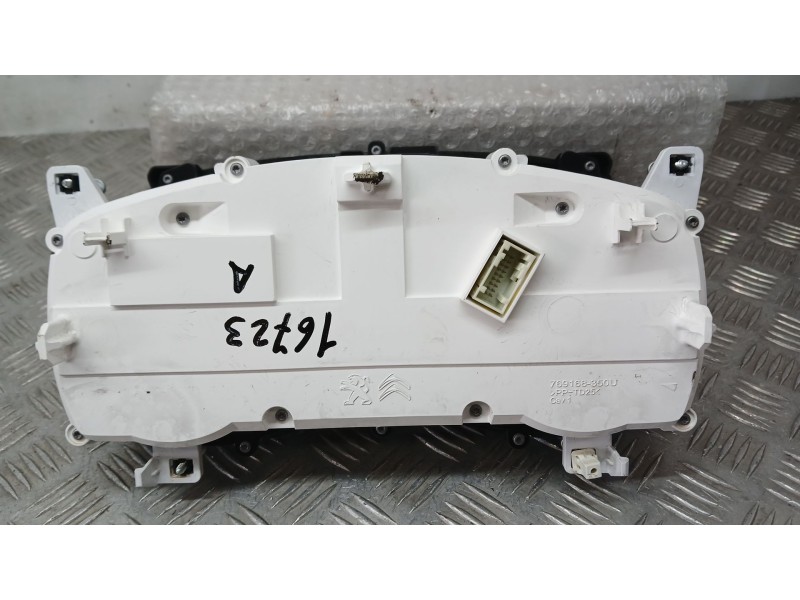 Recambio de cuadro instrumentos para opel vivaro c furgoneta (k0) 2.0 referencia OEM IAM 9837473080  SN21795900