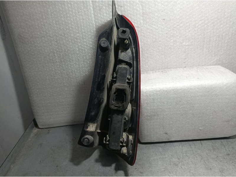 Recambio de piloto trasero izquierdo para renault espace iv (jk0) privilege referencia OEM IAM 8200027153  SUPERIOR