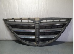 Recambio de rejilla delantera para ssangyong rodius xdi referencia OEM IAM SIN REF  