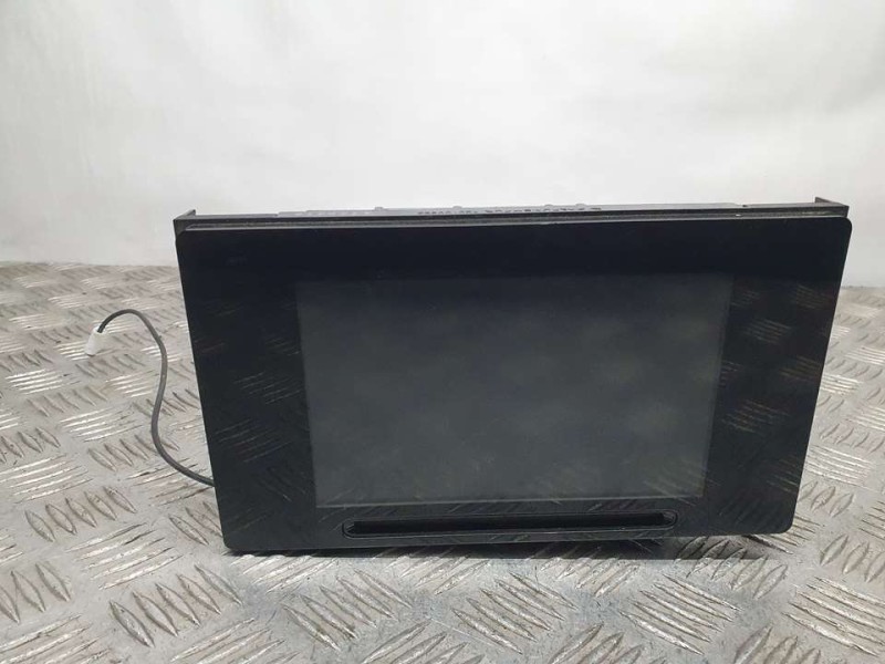 Recambio de sistema navegacion gps para toyota auris active referencia OEM IAM 8614002360 CVVS75F0AE 