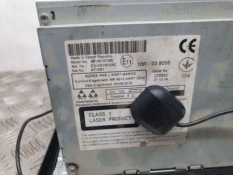 Recambio de sistema navegacion gps para toyota auris active referencia OEM IAM 8614002360 CVVS75F0AE 