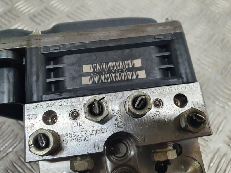 Recambio de abs para bmw serie 5 berlina (e60) 520d referencia OEM IAM 677467901 0265250217 