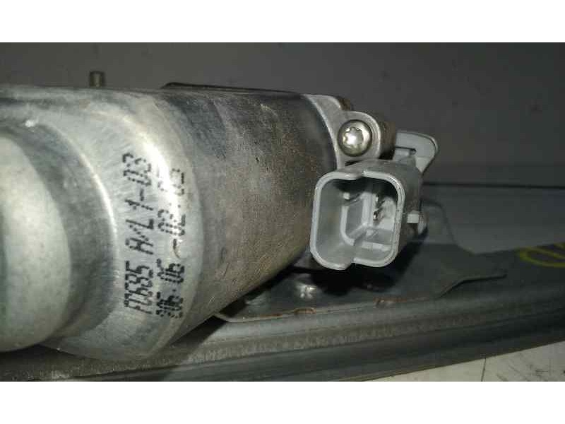 Recambio de elevalunas delantero derecho para peugeot 107 urban referencia OEM IAM  2 PINS ELECTRICO