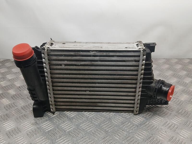 Recambio de intercooler para renault captur intens referencia OEM IAM 144961381R  