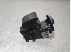 MANDO ELEVALUNAS TRASERO DERECHO 848100D030 