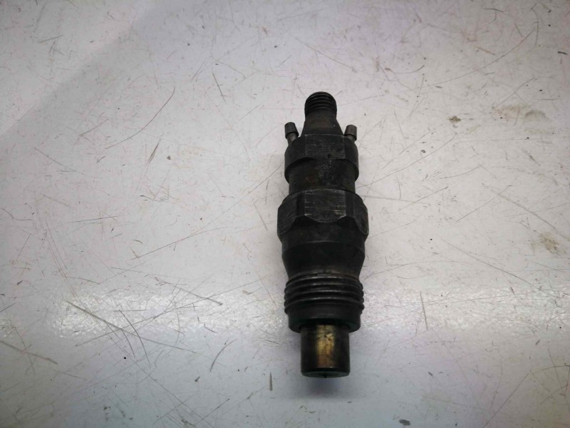 Recambio de inyector para renault megane i berlina hatchback (ba0) 1.9 diesel referencia OEM IAM KCA17S42  