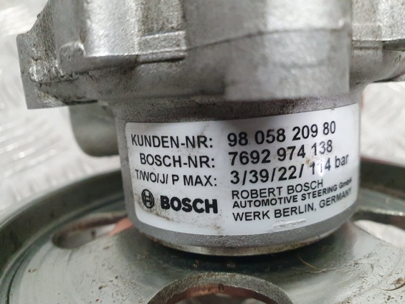 Recambio de bomba direccion para peugeot boxer furgón 330 l1h1 pro bluehdi 120 start&stop referencia OEM IAM 9805820980 76929741