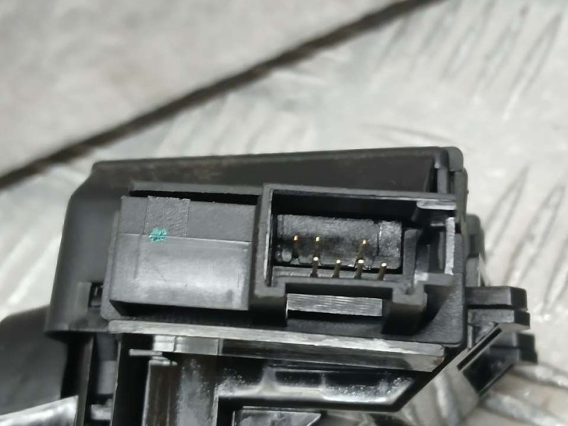 Recambio de mando limpia para dr 5.0 hybrido glp referencia OEM IAM T213774130BA  