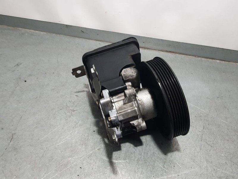 Recambio de bomba direccion para bmw x5 (e53) 3.0d referencia OEM IAM 676227901 7692974533 ZF