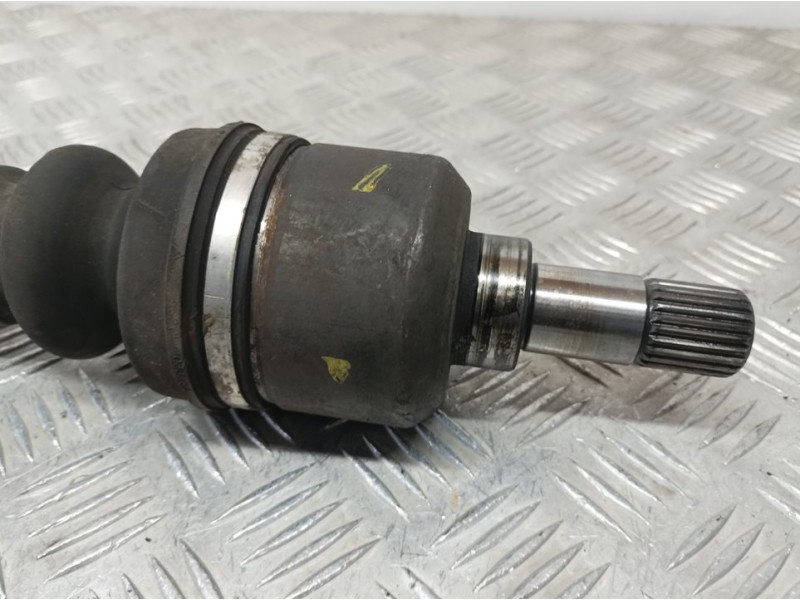 Recambio de transmision delantera izquierda para peugeot 206 berlina xt referencia OEM IAM 3272EZ  