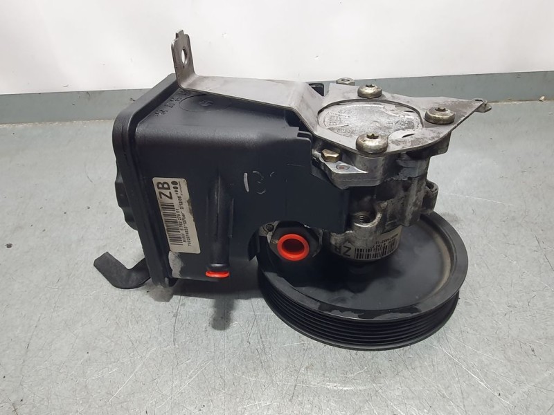 Recambio de bomba direccion para bmw x5 (e53) 3.0d referencia OEM IAM 676227901 7692974533 ZF