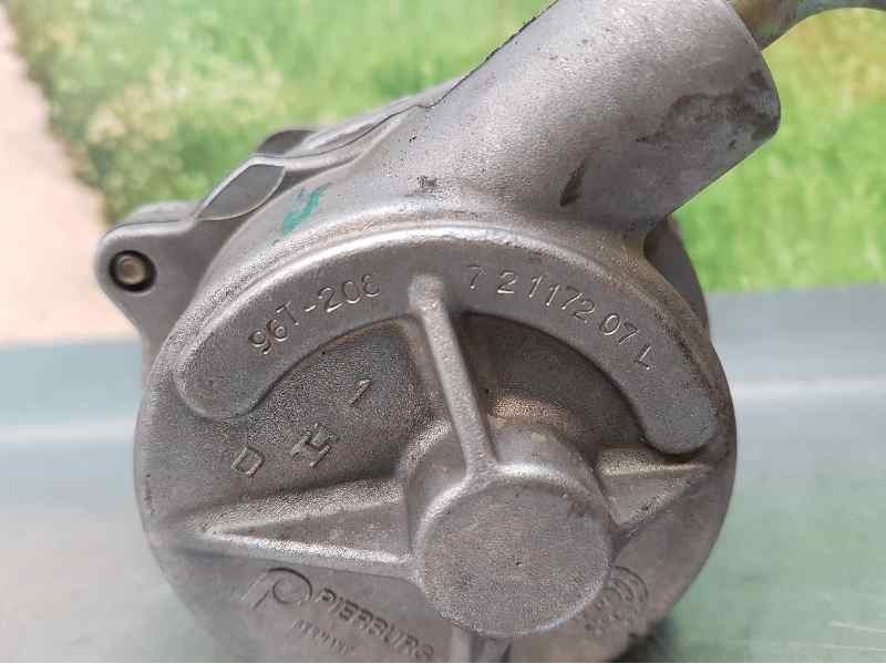 Recambio de depresor freno / bomba vacio para renault rapid/express (f40) 1.9 diesel referencia OEM IAM 72117207L 96T208 PIERBUR