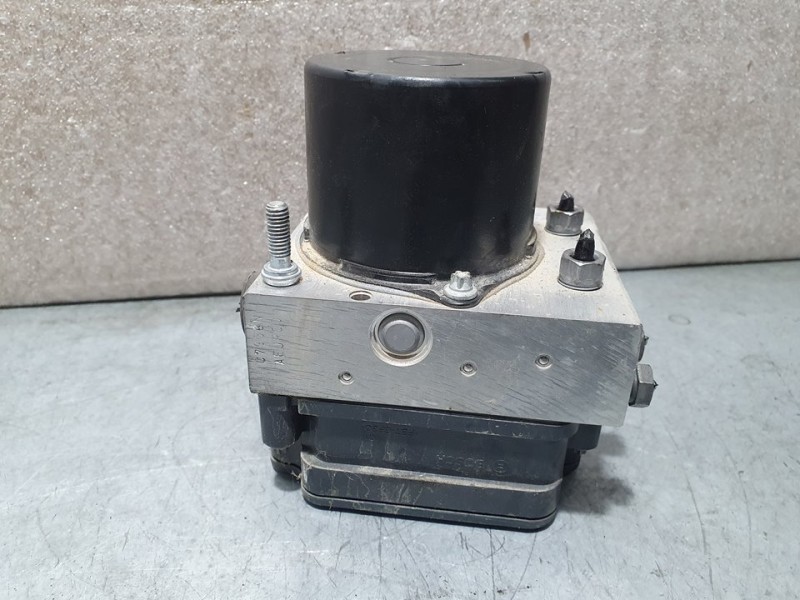 Recambio de abs para abarth nuova 500 (150) 595 competizione referencia OEM IAM 52042668 0265255440 BOSCH