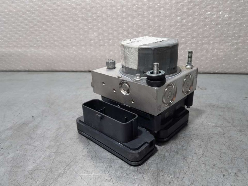 Recambio de abs para dacia sandero stepway essential referencia OEM IAM 476606615R  