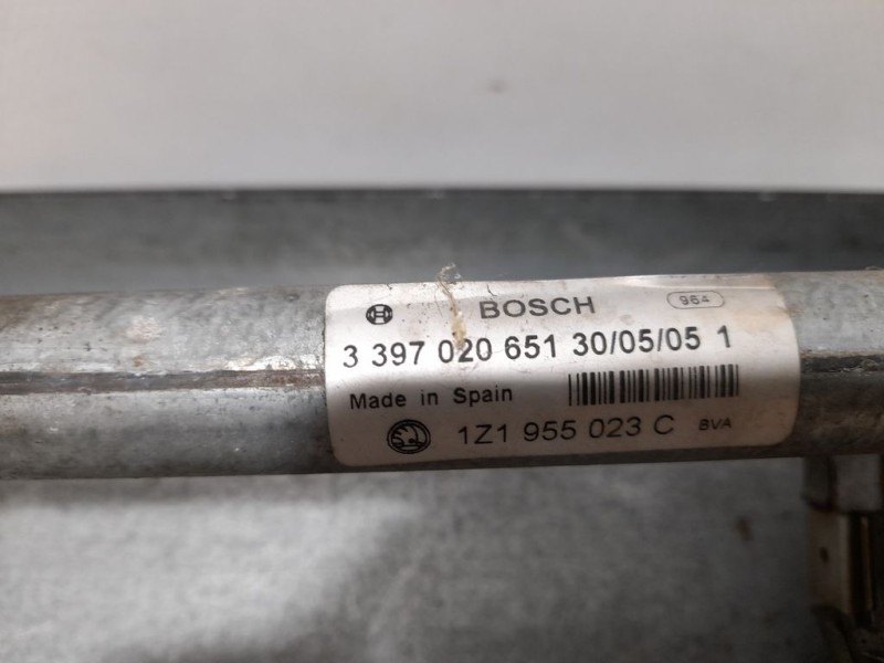 Recambio de motor limpia delantero para skoda octavia combi (1z5) elegance referencia OEM IAM 3397020651  BOSCH