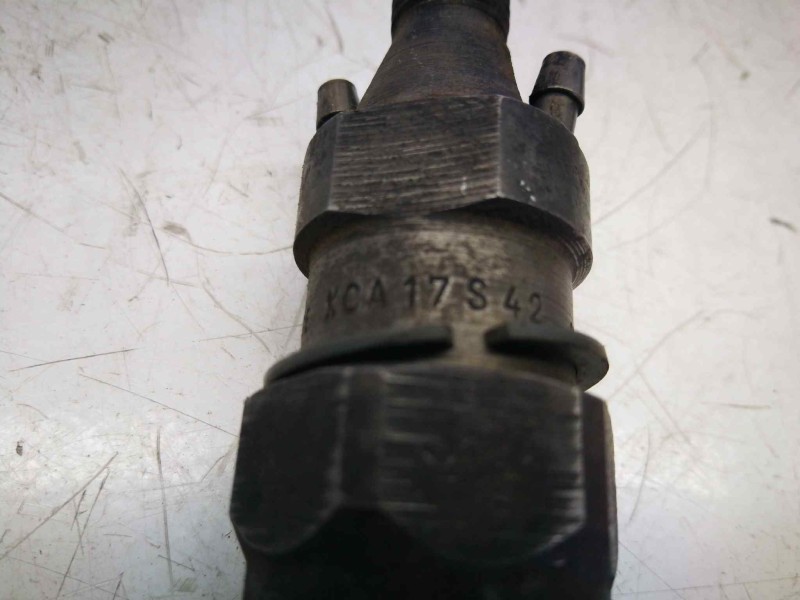Recambio de inyector para renault megane i berlina hatchback (ba0) 1.9 diesel referencia OEM IAM KCA17S42  