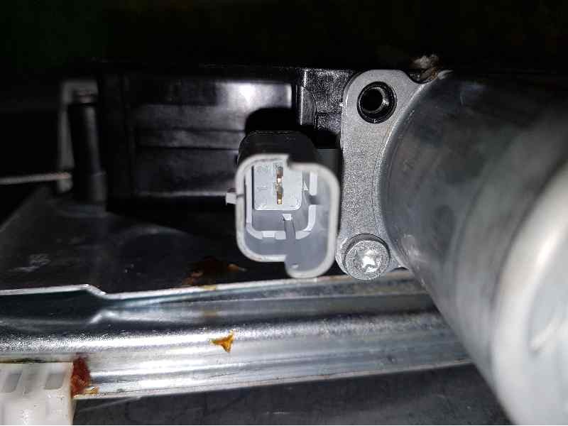 Recambio de elevalunas delantero derecho para peugeot 208 active referencia OEM IAM 9673154380 37223000 ELECTRICO