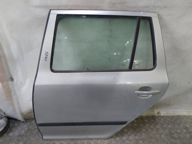 Recambio de puerta trasera izquierda para skoda octavia combi (1z5) elegance referencia OEM IAM   