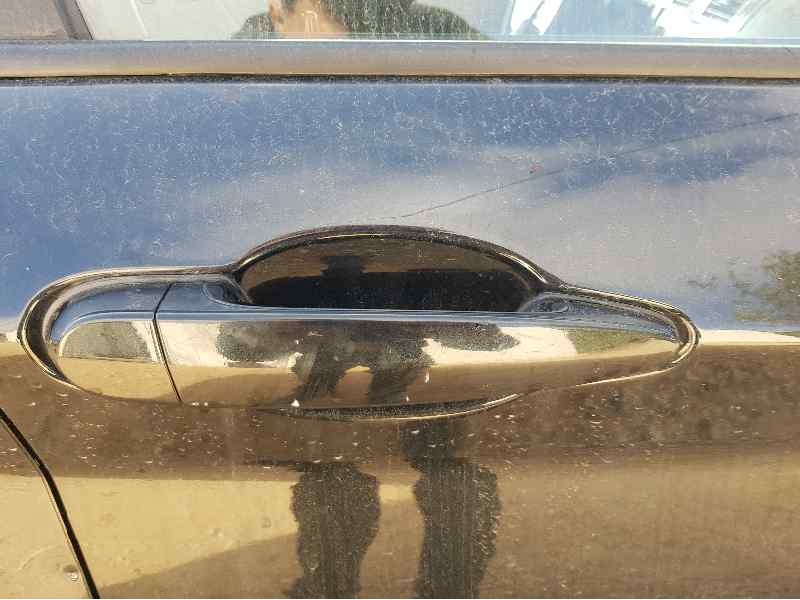 Recambio de maneta exterior delantera derecha para bmw serie 1 lim. (f20) 114 d referencia OEM IAM 51210445184  C/ LUZ BIENVENID