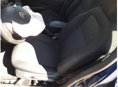 ASIENTO DELANTERO IZQUIERDO 