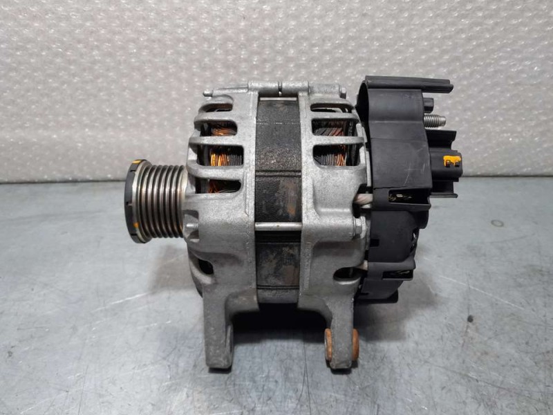 Recambio de alternador para dacia sandero stepway essential referencia OEM IAM 231009092R 2722632A 