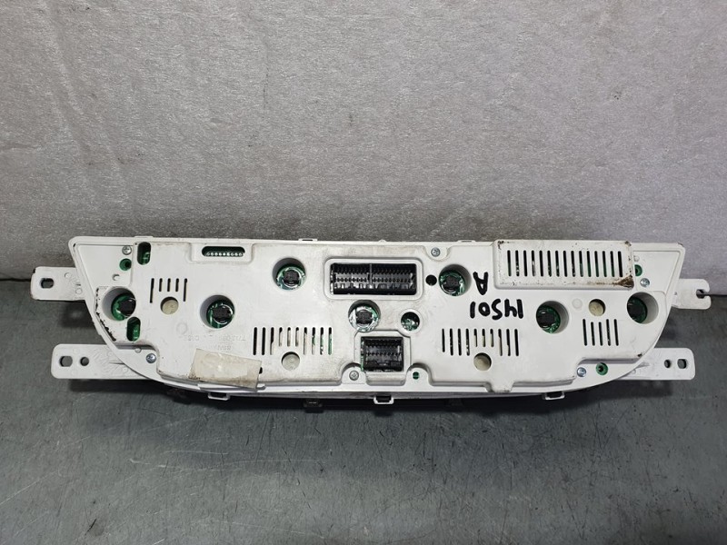 Recambio de cuadro instrumentos para ssangyong rodius xdi referencia OEM IAM 8020021402 11001131120S VELOCÍMETRO CUENTA REVOLUCI