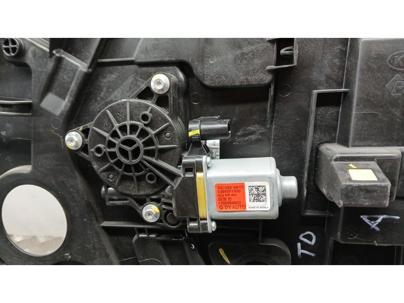 Recambio de elevalunas trasero derecho para kia sportage iv (ql, qle) 1.6 gdi referencia OEM IAM 83480f1040 ELECTRICO 2 pins 