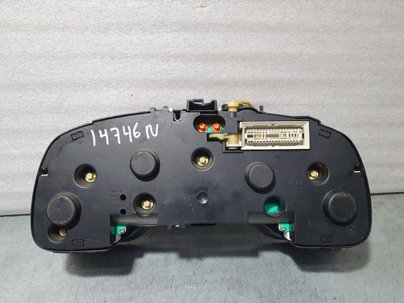 Recambio de cuadro instrumentos para opel astra g berlina comfort referencia OEM IAM 09228753EB 110008830022 VDO