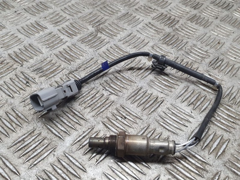 Recambio de sonda lambda para toyota yaris hsd city referencia OEM IAM 891655267C  