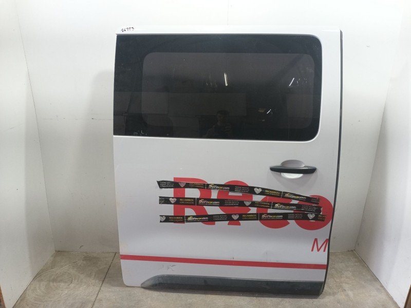 Recambio de puerta lateral corredera derecha para opel vivaro c furgoneta (k0) 2.0 referencia OEM IAM 9847296880  