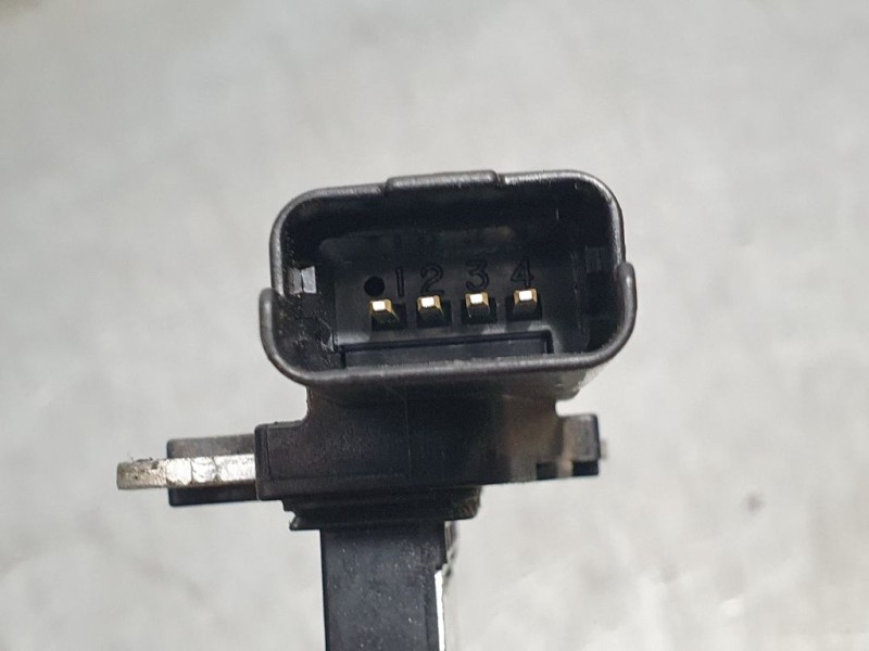 Recambio de caudalimetro para citroën c3 live referencia OEM IAM 967709308001 AFH50M27 HITACHI