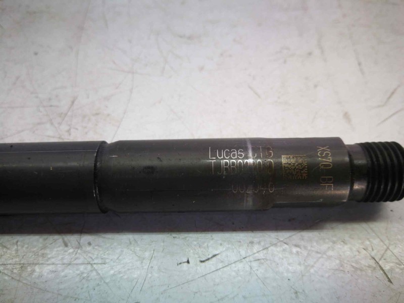 Recambio de inyector para ford transit caja cerrada, corta (fy) (2000 =>) 2.4 tdci referencia OEM IAM TJBB02201D  LUCAS
