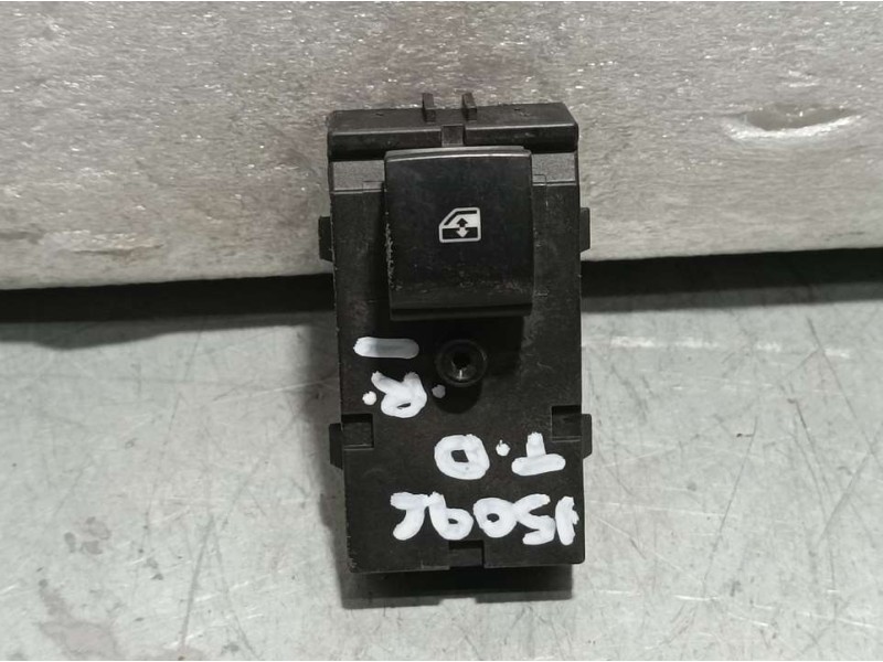 Recambio de mando elevalunas trasero derecho para opel zafira tourer edition referencia OEM IAM 13301888  