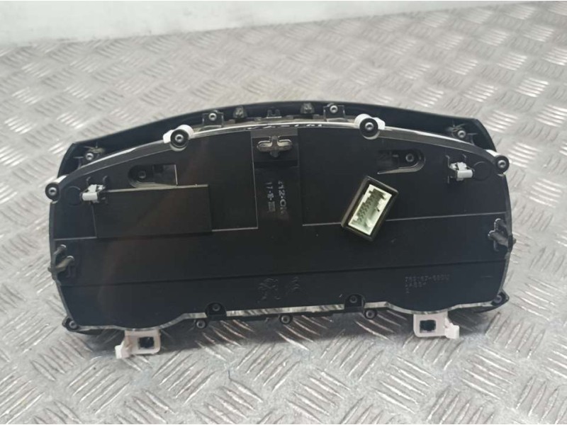 Recambio de cuadro instrumentos para citroën c3 feel referencia OEM IAM 9823058380  