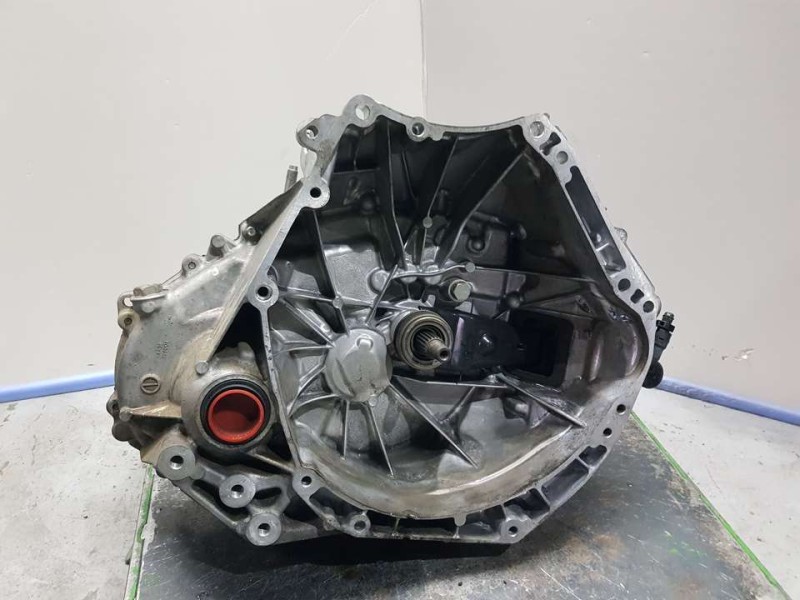 Recambio de caja cambios para mazda 2 lim. () style referencia OEM IAM F6W30 5TH0311093 5VELOCIDADES