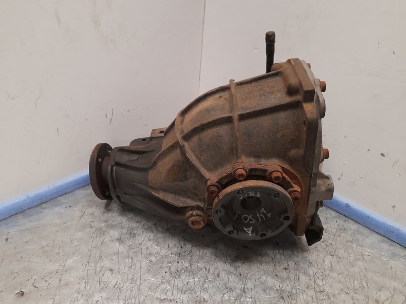 Recambio de diferencial trasero para ssangyong rodius xdi referencia OEM IAM 1513501501  