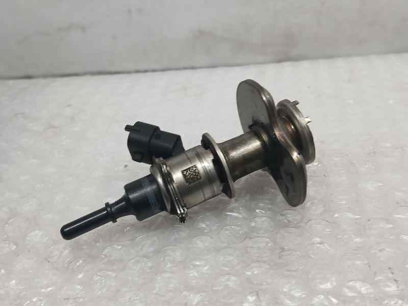 Recambio de inyector adblue para hyundai tucson sle mild-hybrid 2wd referencia OEM IAM 294302U000 0444021063 BOSCH