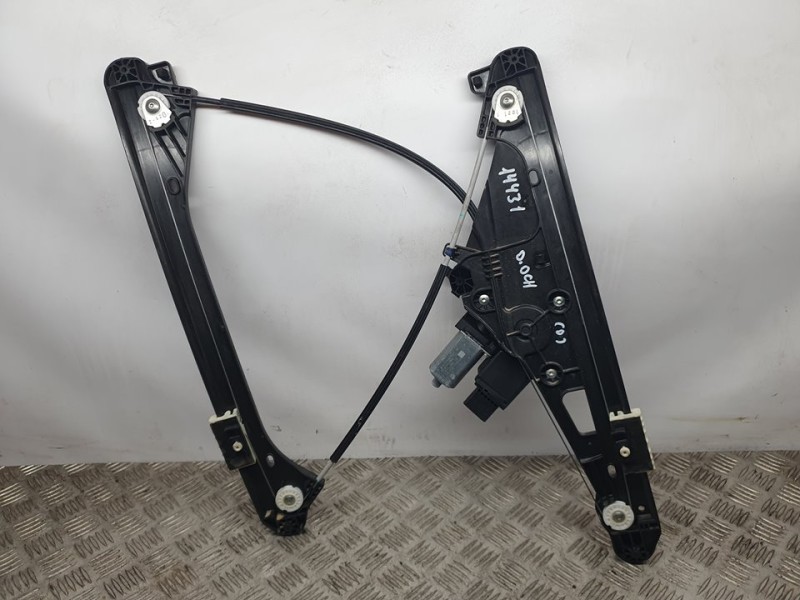 Recambio de elevalunas delantero derecho para peugeot 3008 allure referencia OEM IAM 9830389280  ELECTRICO