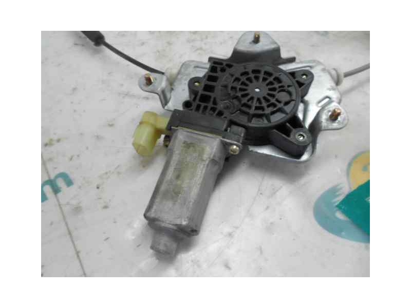 Recambio de elevalunas delantero derecho para kia picanto 1.1 crdi active referencia OEM IAM 8240407010  