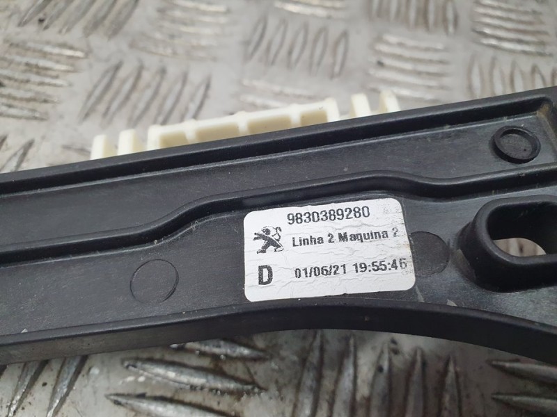 Recambio de elevalunas delantero derecho para peugeot 3008 allure referencia OEM IAM 9830389280  ELECTRICO