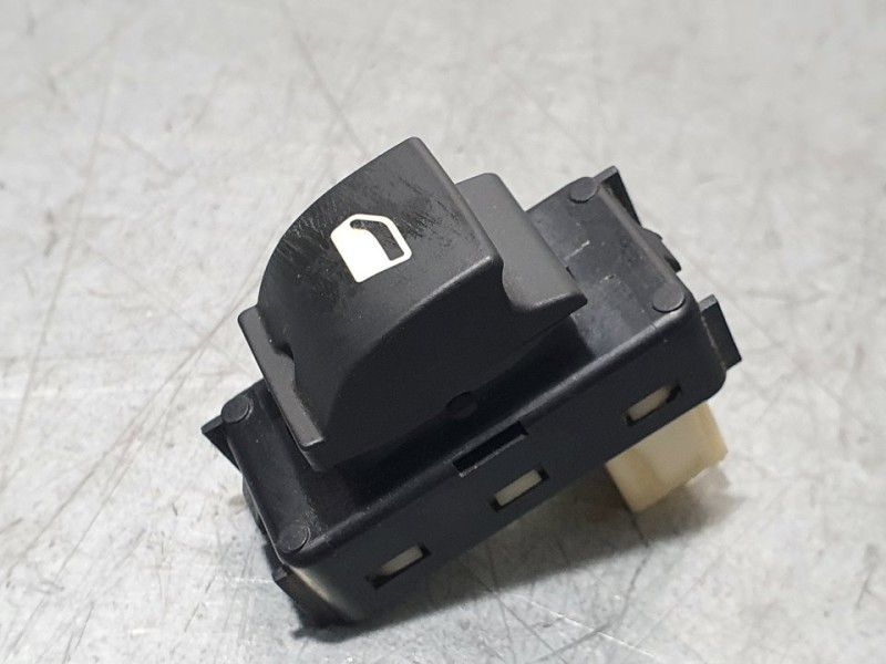 Recambio de mando elevalunas delantero derecho para citroën c5 aircross feel referencia OEM IAM 98044803ZD  