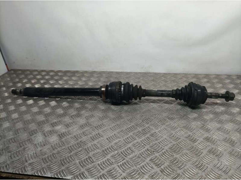 Recambio de transmision delantera derecha para volvo serie 850 tdi berlina referencia OEM IAM 8111308  