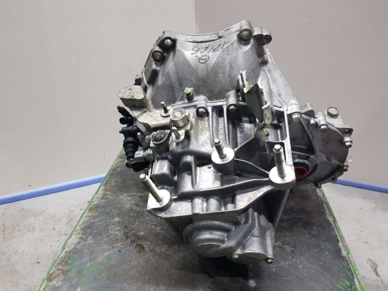 Recambio de caja cambios para mazda 2 lim. () style referencia OEM IAM F6W30 5TH0311093 5VELOCIDADES