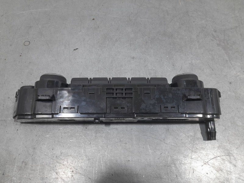 Recambio de mando climatizador para kia sportage iv (ql, qle) 1.6 gdi referencia OEM IAM 97250F1CB0FHV  