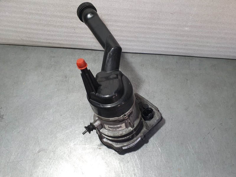 Recambio de bomba direccion electrica para citroën berlingo station wagon sx multispace referencia OEM IAM 9686207080 A0015822 T