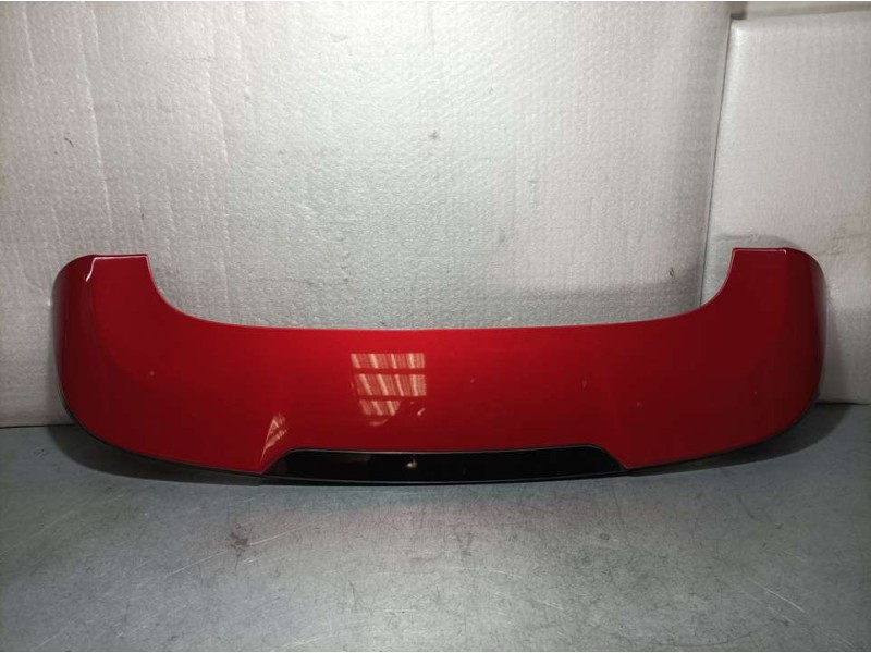 Recambio de aleron trasero para dr 5.0 hybrido glp referencia OEM IAM 609001281AA  CON LUZ FRENO