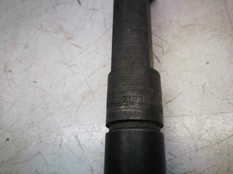 Recambio de inyector para seat toledo (1m2) 1.9 tdi referencia OEM IAM 028130203F  